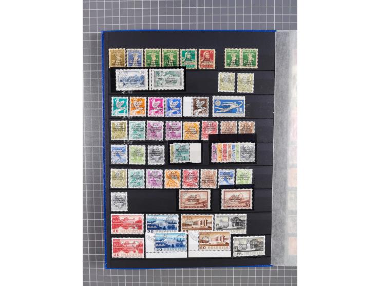 1922/44 (ca.), reichhaltige Partie von meist kompletten Ausgaben im Steckbuch, dabei auch schöner Teil ungebraucht/postfrisch