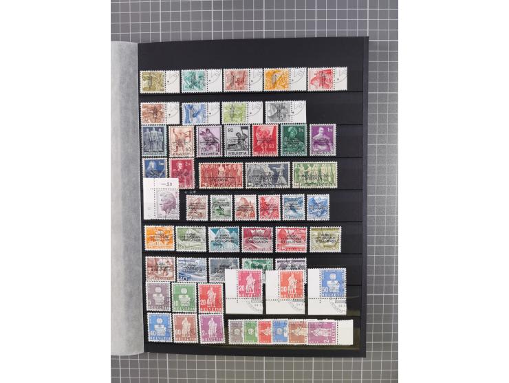 1922/44 (ca.), reichhaltige Partie von meist kompletten Ausgaben im Steckbuch, dabei auch schöner Teil ungebraucht/postfrisch