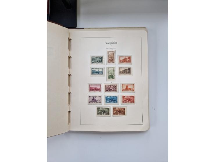 1920/58, in den Hauptnummern komplette, anfangs meist ungebrauchte, später postfrische und ungebrauchte Sammlung inkl. Dienst