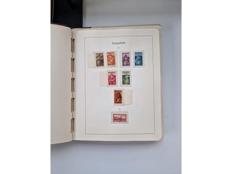 1920/58, in den Hauptnummern komplette, anfangs meist ungebrauchte, später postfrische und ungebrauchte Sammlung inkl. Dienst