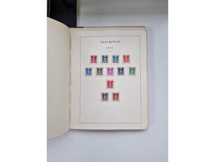 1920/58, in den Hauptnummern komplette, anfangs meist ungebrauchte, später postfrische und ungebrauchte Sammlung inkl. Dienst