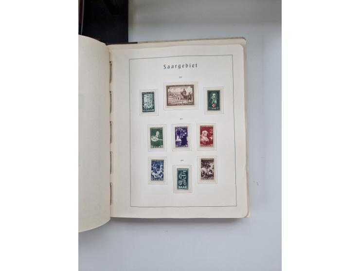 1920/58, in den Hauptnummern komplette, anfangs meist ungebrauchte, später postfrische und ungebrauchte Sammlung inkl. Dienst