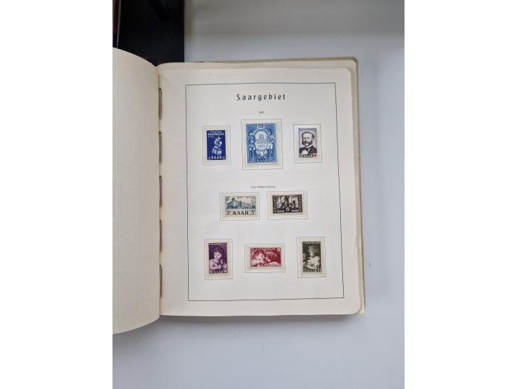 1920/58, in den Hauptnummern komplette, anfangs meist ungebrauchte, später postfrische und ungebrauchte Sammlung inkl. Dienst