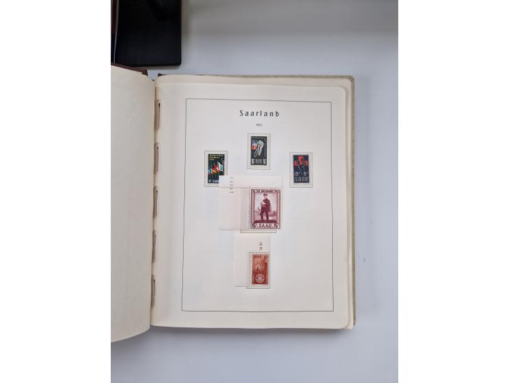 1920/58, in den Hauptnummern komplette, anfangs meist ungebrauchte, später postfrische und ungebrauchte Sammlung inkl. Dienst