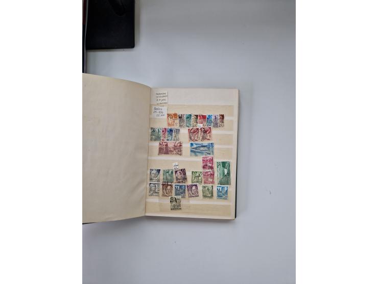 1920/58, in den Hauptnummern komplette, anfangs meist ungebrauchte, später postfrische und ungebrauchte Sammlung inkl. Dienst