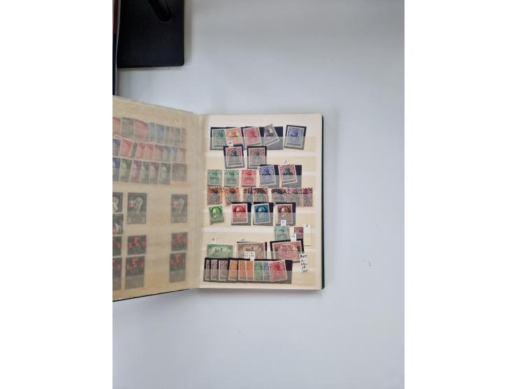 1920/58, in den Hauptnummern komplette, anfangs meist ungebrauchte, später postfrische und ungebrauchte Sammlung inkl. Dienst