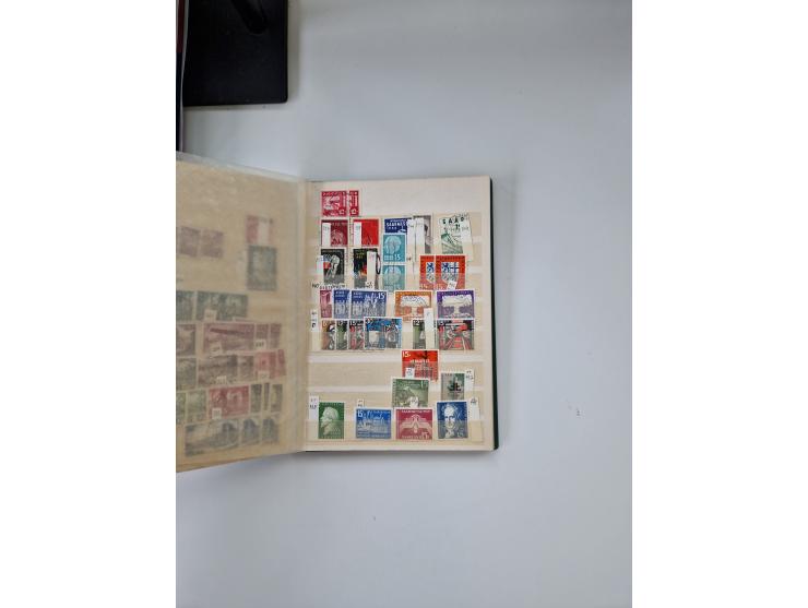 1920/58, in den Hauptnummern komplette, anfangs meist ungebrauchte, später postfrische und ungebrauchte Sammlung inkl. Dienst