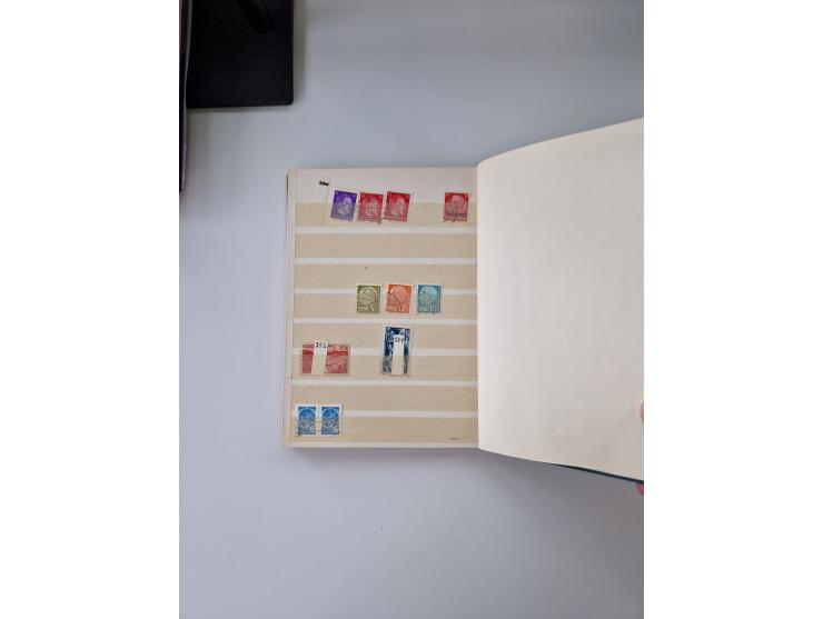 1920/58, in den Hauptnummern komplette, anfangs meist ungebrauchte, später postfrische und ungebrauchte Sammlung inkl. Dienst