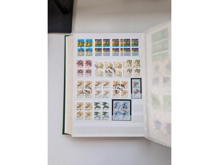 1955/2000 (ca.), mint never hinged/unused and used accumulation, including some miniature sheets, together with a part of mod