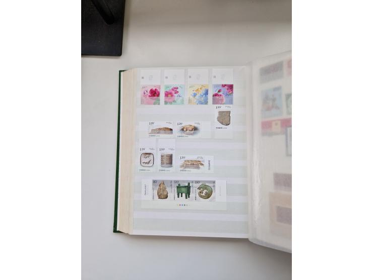 1955/2000 (ca.), mint never hinged/unused and used accumulation, including some miniature sheets, together with a part of mod