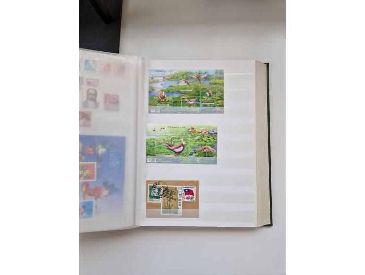 1955/2000 (ca.), mint never hinged/unused and used accumulation, including some miniature sheets, together with a part of mod