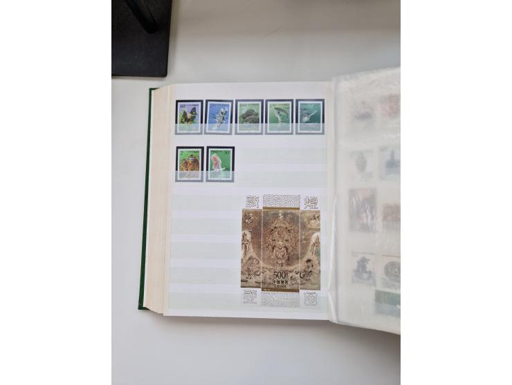 1955/2000 (ca.), mint never hinged/unused and used accumulation, including some miniature sheets, together with a part of mod