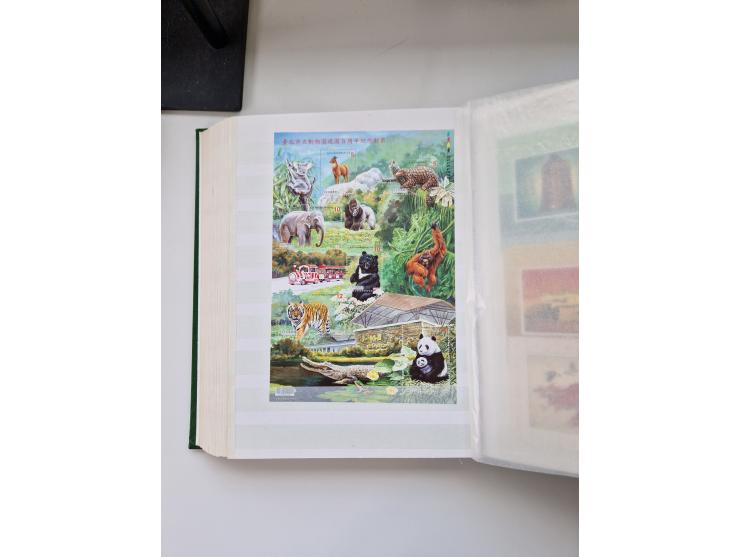 1955/2000 (ca.), mint never hinged/unused and used accumulation, including some miniature sheets, together with a part of mod