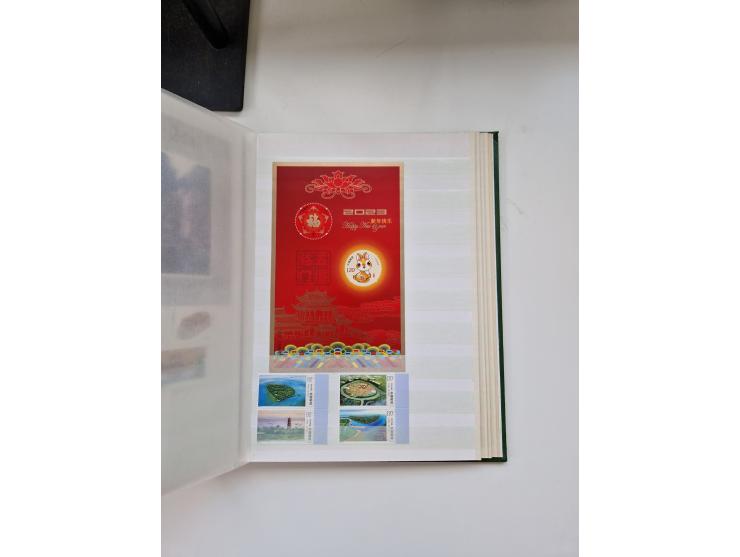 1955/2000 (ca.), mint never hinged/unused and used accumulation, including some miniature sheets, together with a part of mod