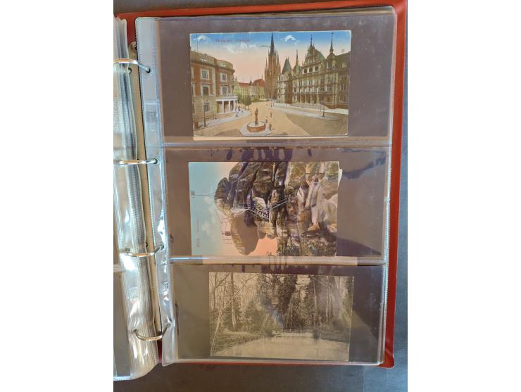 1890/1950(ca.), mostly older European postcards including a few litho's, totally ca. 300 ex. in 2 albums&nbsp;