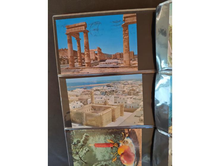 1890/1950(ca.), mostly older European postcards including a few litho's, totally ca. 300 ex. in 2 albums&nbsp;