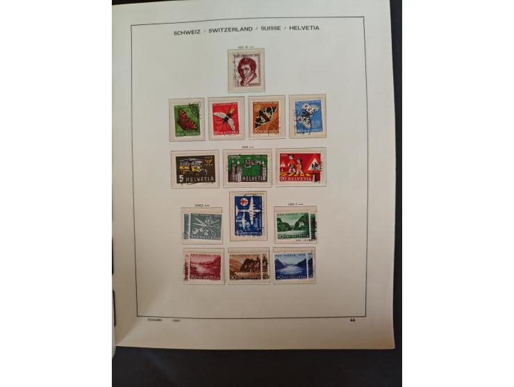 1854/1990, &nbsp;meist gestempelter Bestand in 4 Alben