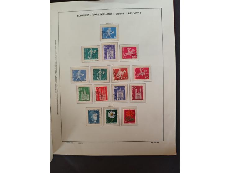 1854/1990, &nbsp;meist gestempelter Bestand in 4 Alben