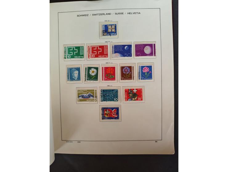 1854/1990, &nbsp;meist gestempelter Bestand in 4 Alben