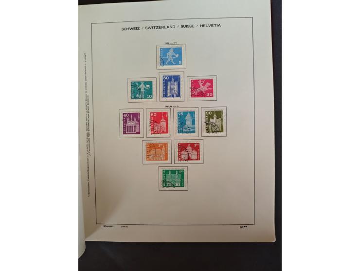 1854/1990, &nbsp;meist gestempelter Bestand in 4 Alben