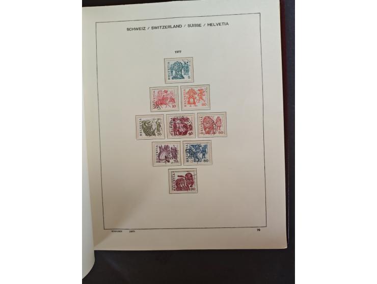 1854/1990, &nbsp;meist gestempelter Bestand in 4 Alben