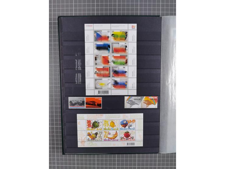 1960/2009, several collections including valid postage with face value ca. € 280, NL1 (ca. 885x), International (ca. 95), Chr