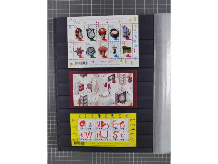 1960/2009, several collections including valid postage with face value ca. € 280, NL1 (ca. 885x), International (ca. 95), Chr
