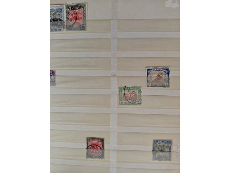 1860/1970, used and unused lot of mostly older material in 6 stockbooks