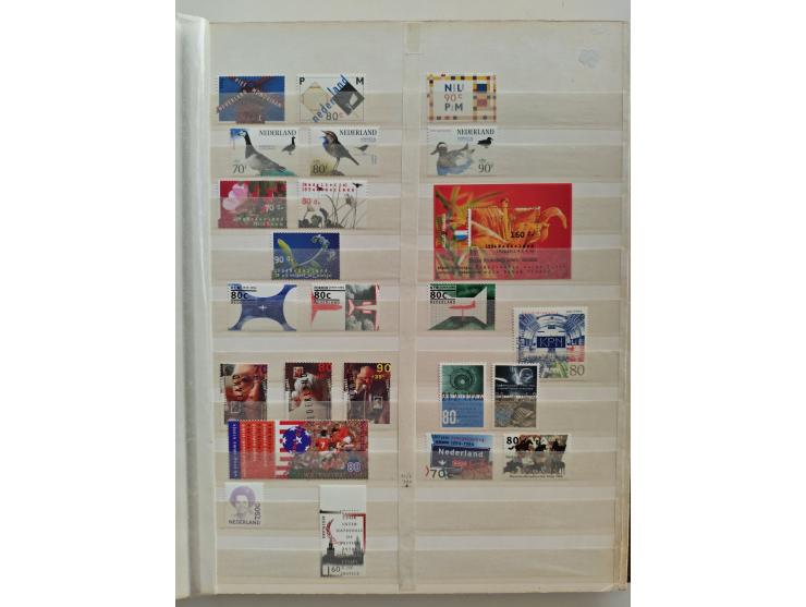 1852/2006 used, unused and mint never hinged stock in 3 albums