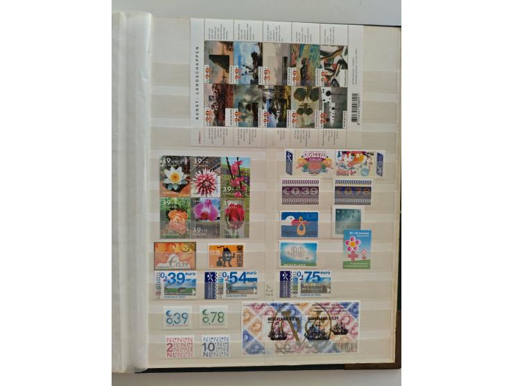 1852/2006 used, unused and mint never hinged stock in 3 albums