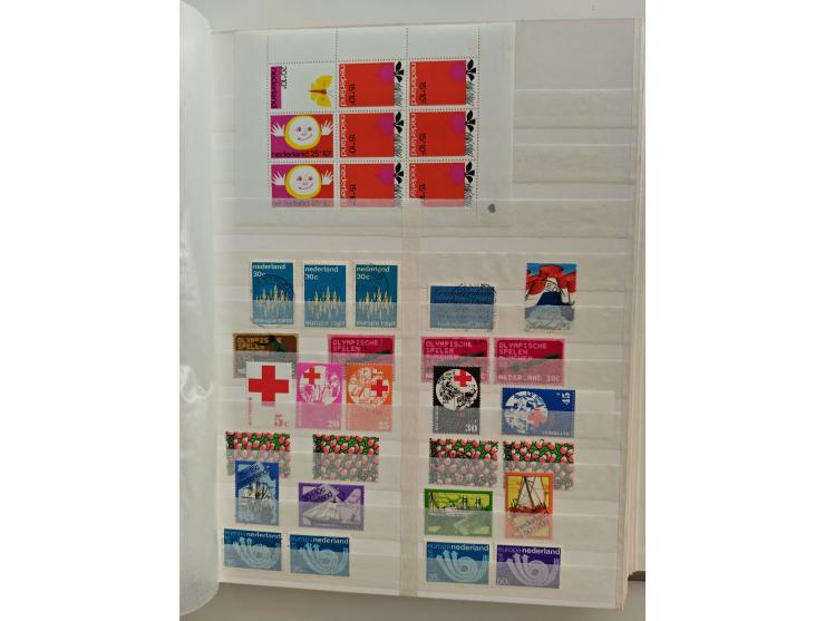 1852/2006 used, unused and mint never hinged stock in 3 albums