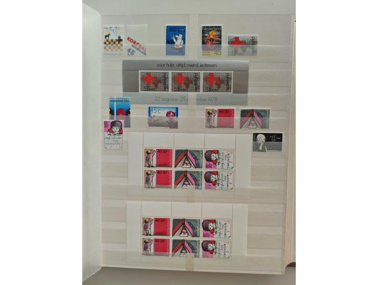 1852/2006 used, unused and mint never hinged stock in 3 albums