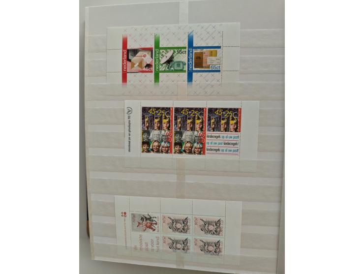 1852/2006 used, unused and mint never hinged stock in 3 albums