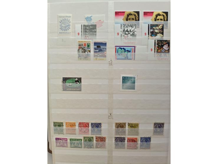 1852/2006 used, unused and mint never hinged stock in 3 albums