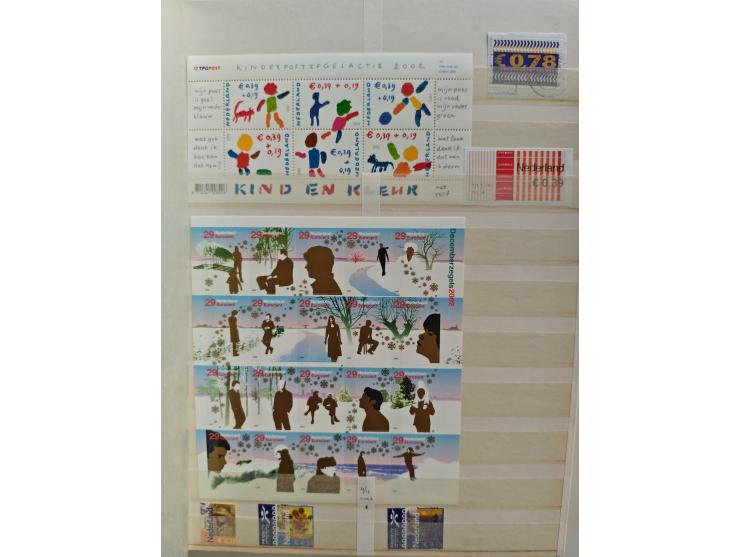 1852/2006 used, unused and mint never hinged stock in 3 albums