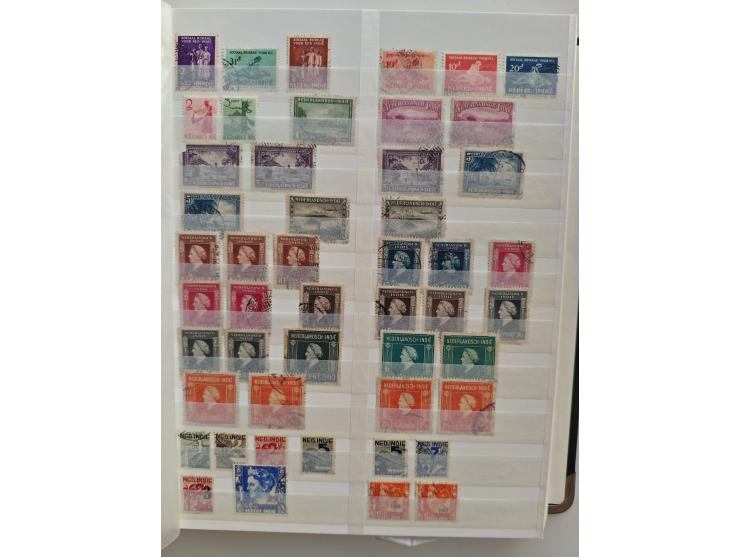 1852/2006 used, unused and mint never hinged stock in 3 albums