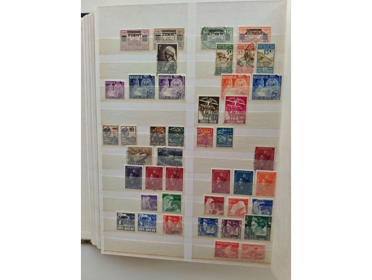 1852/2006 used, unused and mint never hinged stock in 3 albums