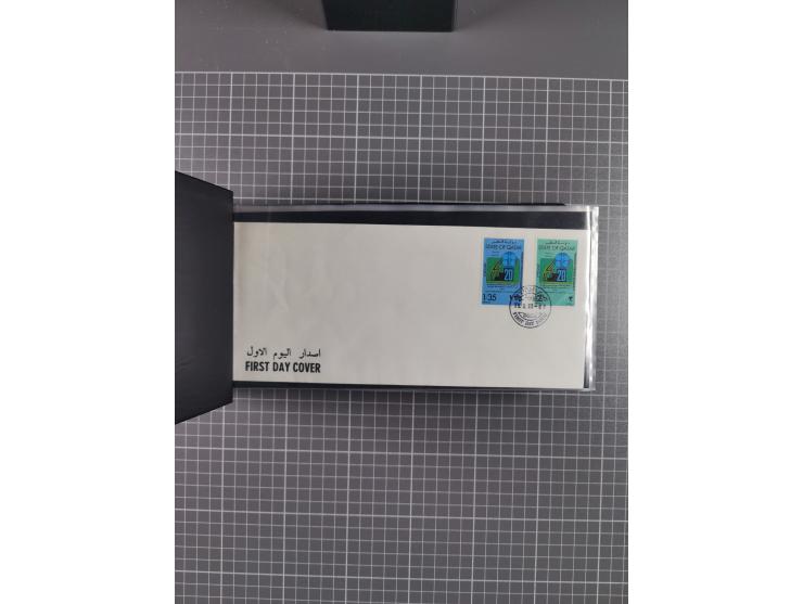 1980/2006 (ca.), collection of FDCs with some better and topical issues, in box