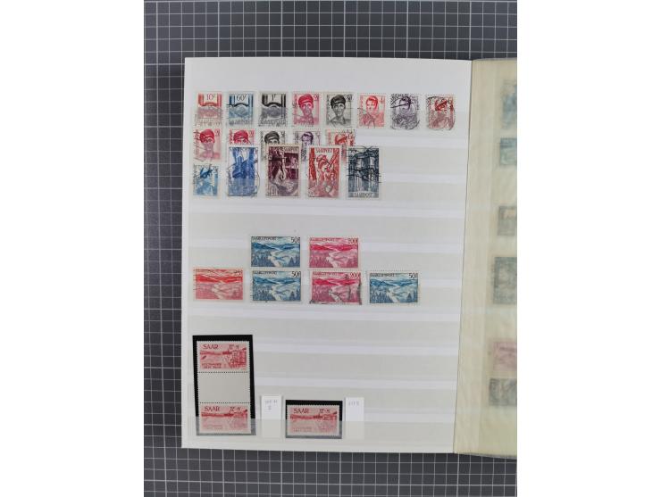 1947/57, postfrische, wenig ungebrauchte und gestempelte Partie im Steckbuch, dabei u.a. Mi. 222XU (signiert Schlegel) und 23