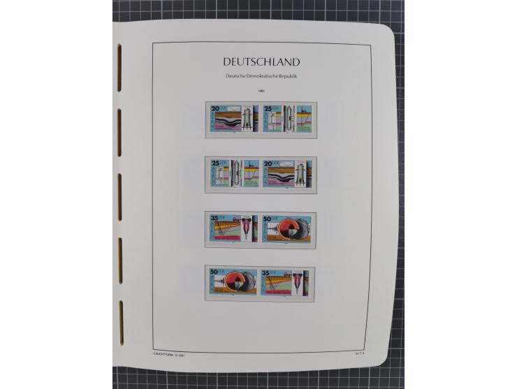 1957/90, in den Hauptnummern augenscheinlich überkomplette postfrische Sammlung, dabei Randstücke, einige Kleinbogen und Beso