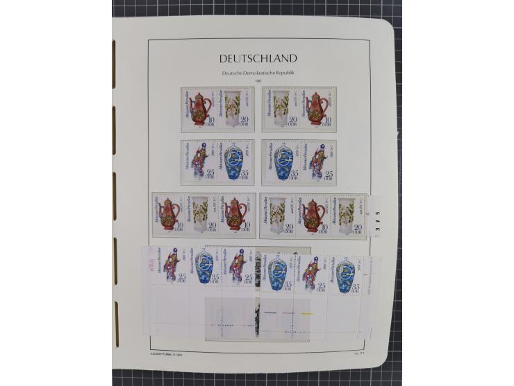 1957/90, in den Hauptnummern augenscheinlich überkomplette postfrische Sammlung, dabei Randstücke, einige Kleinbogen und Beso