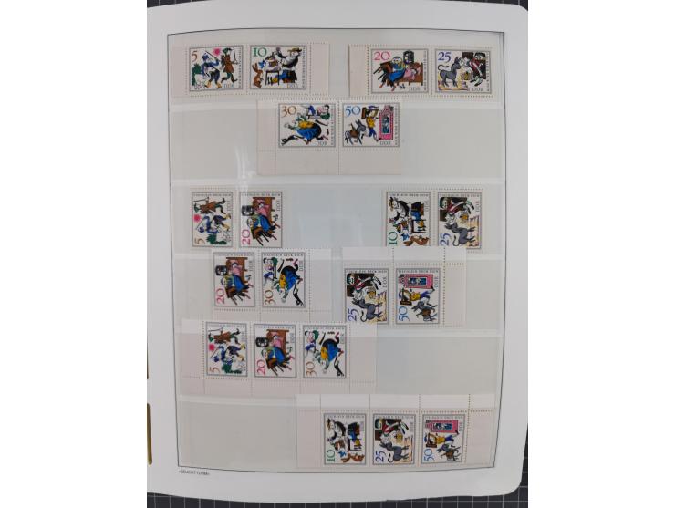 1957/90, in den Hauptnummern augenscheinlich überkomplette postfrische Sammlung, dabei Randstücke, einige Kleinbogen und Beso