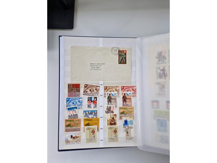 1914/40 (ca.), viele hundert Marken und Belege in 3 großen Steckbüchern, dazu einige moderne Feldpostbriefe