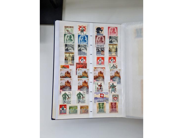 1914/40 (ca.), viele hundert Marken und Belege in 3 großen Steckbüchern, dazu einige moderne Feldpostbriefe