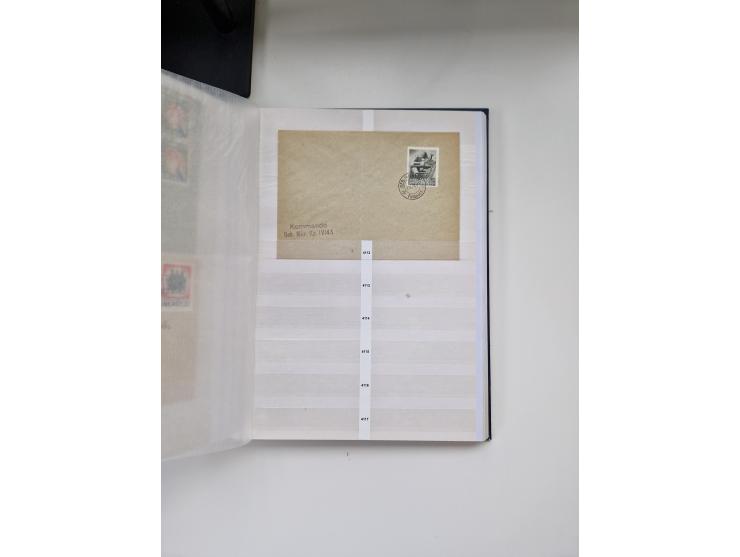 1914/40 (ca.), viele hundert Marken und Belege in 3 großen Steckbüchern, dazu einige moderne Feldpostbriefe