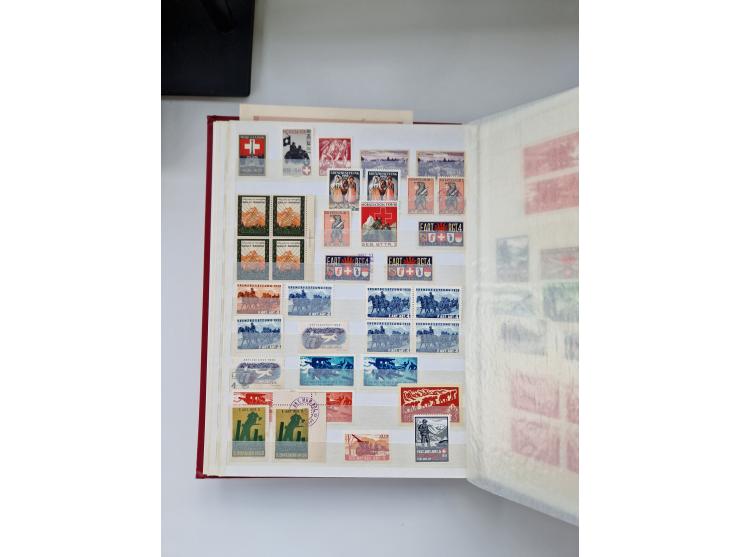 1914/40 (ca.), viele hundert Marken und Belege in 3 großen Steckbüchern, dazu einige moderne Feldpostbriefe