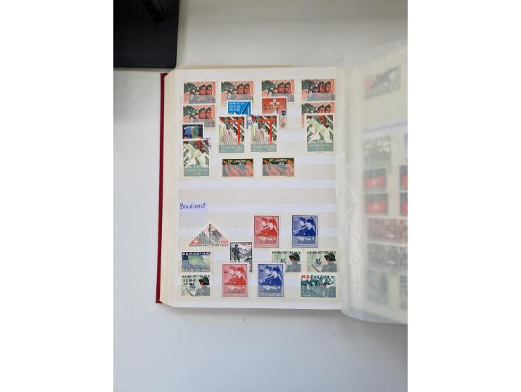 1914/40 (ca.), viele hundert Marken und Belege in 3 großen Steckbüchern, dazu einige moderne Feldpostbriefe