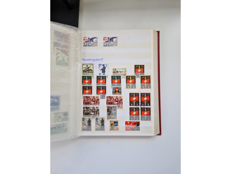 1914/40 (ca.), viele hundert Marken und Belege in 3 großen Steckbüchern, dazu einige moderne Feldpostbriefe