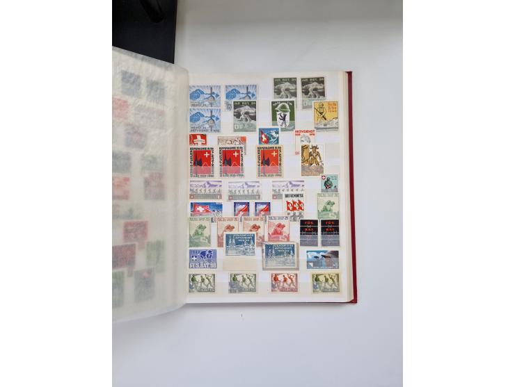 1914/40 (ca.), viele hundert Marken und Belege in 3 großen Steckbüchern, dazu einige moderne Feldpostbriefe