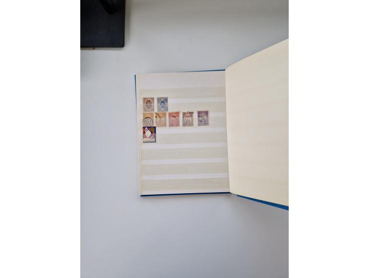 1880/1900 (ca.), einige hundert Werte in 4 kleinen Steckbüchern&nbsp;